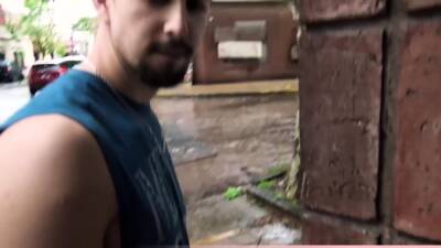 Stranger helping out an amateur latin cutie on a rainy day - drtuber.com