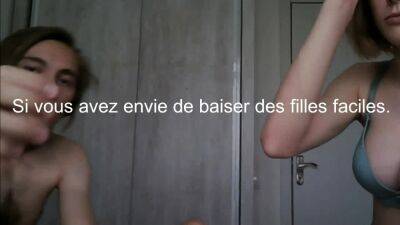 Copine accepte de faire un show sexuel devant sa webcam - drtuber.com