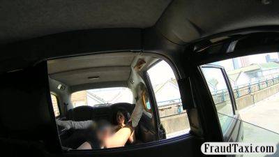 Big Tits Amateur Deepthroats And Screwed By Fake Driver - hclips.com