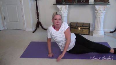 Horny Yoga Workout With Hairy Amateur Milf Liz - Aunt Judys - hclips.com - Usa