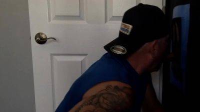 Gloryhole amateur DILF deepthroats cock - drtuber.com