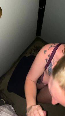 Amateur blonde girlfriend homemade blowjob and handjob - drtuber.com