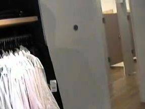 Amateur 19 Year Old Blow Job In Changing Room - drtuber.com