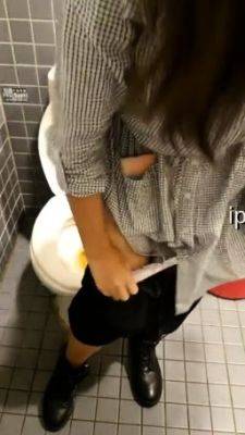 Amateur Asian Solo Fucking On Cam - drtuber.com - Japan